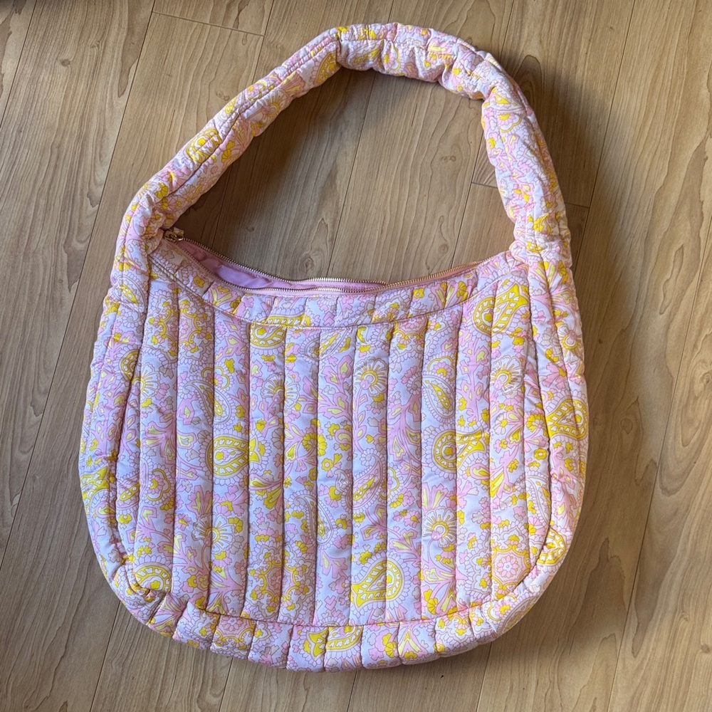 Amazon Essentials Quilted Pink and Yellow Paisley Shoulder Bag